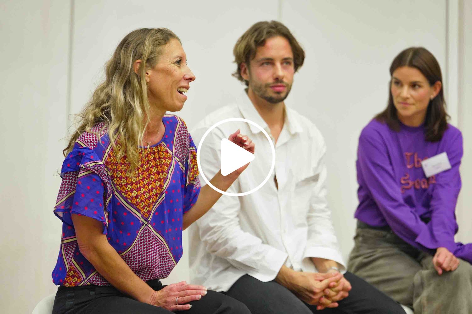 Media content for New management strategies for new generations?