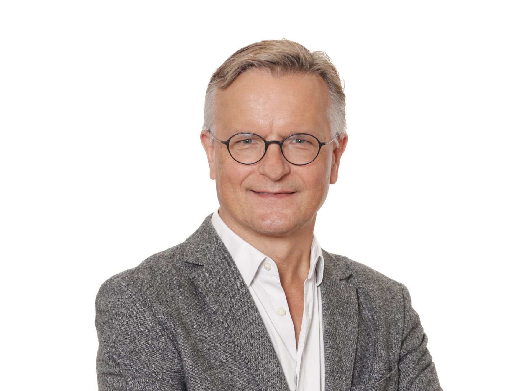 Media content for Frank Meier