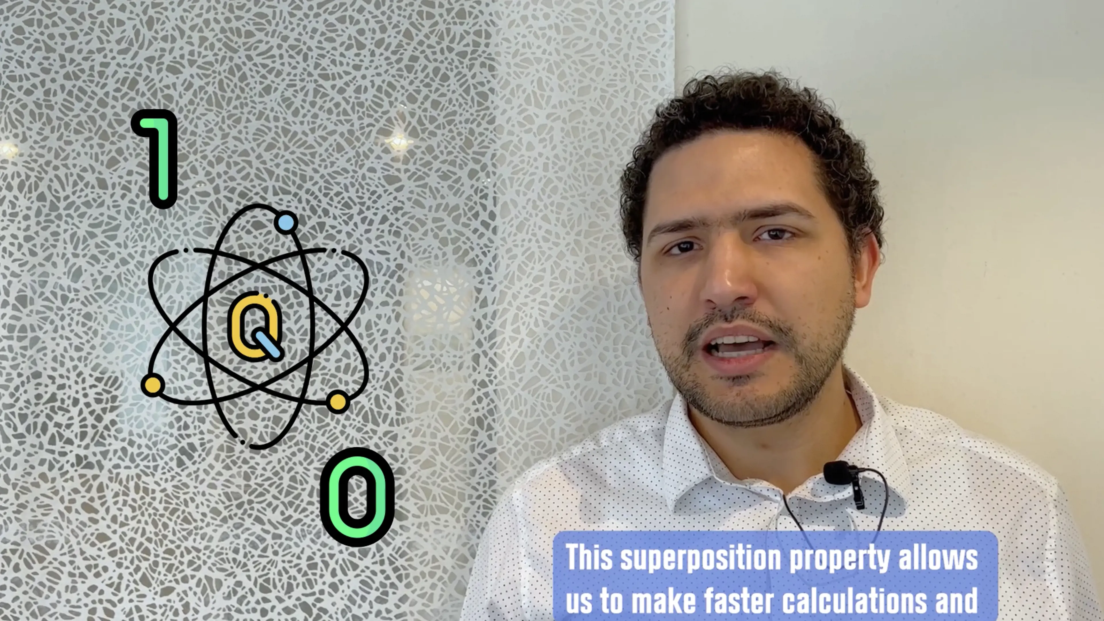 Photo of Ignacio Godoy Descazeux explaining quantum computing