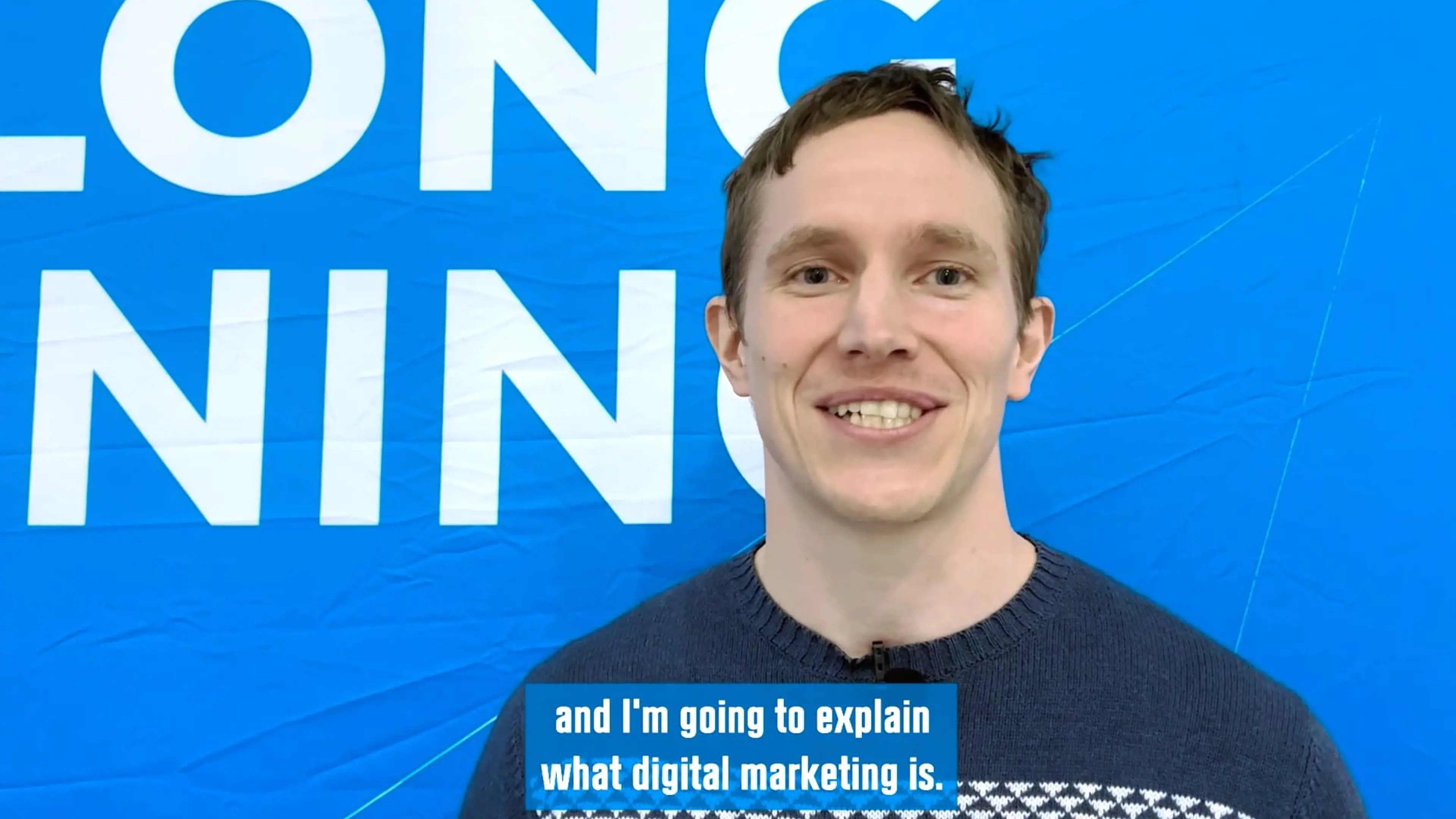 Taler ved event Digital Marketing Insights Dennis Nielsen forklarer, hvad digital markedsføring er